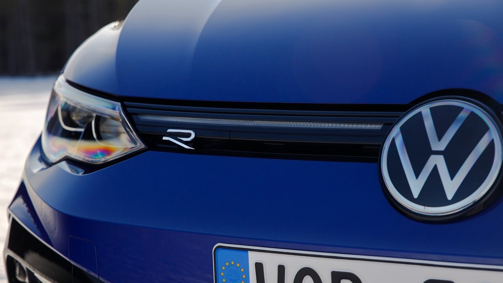 Volkswagen MK7 Golf (GTI, R, Alltrac, Sportwagen) Specs